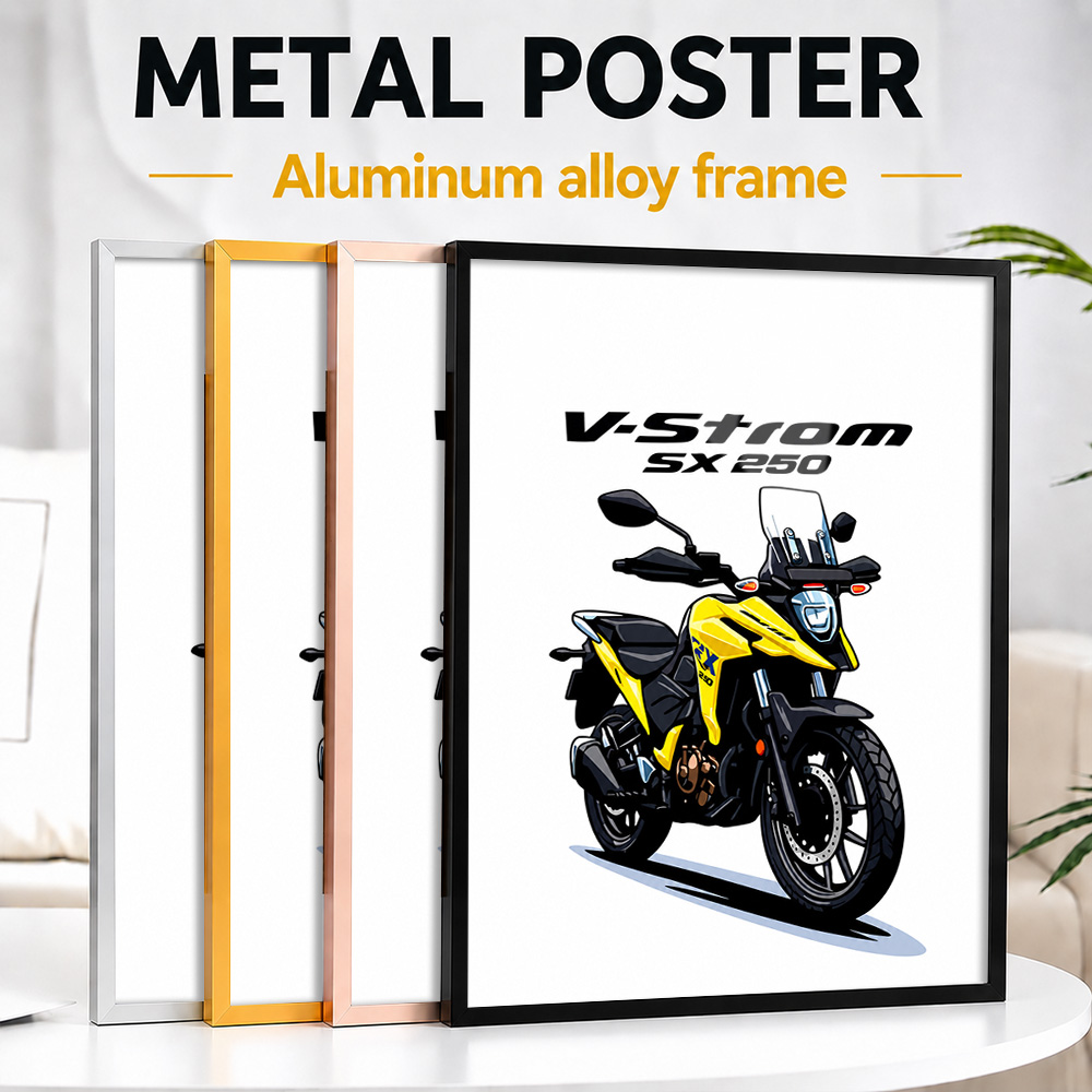 Riding Gear - 日本のV-Strom SX 250バイクをモチーフにした金属製のポスター。パーソナライズされたグラフィックイラストで、バイク用品の展示スペースに最適な壁飾り。
