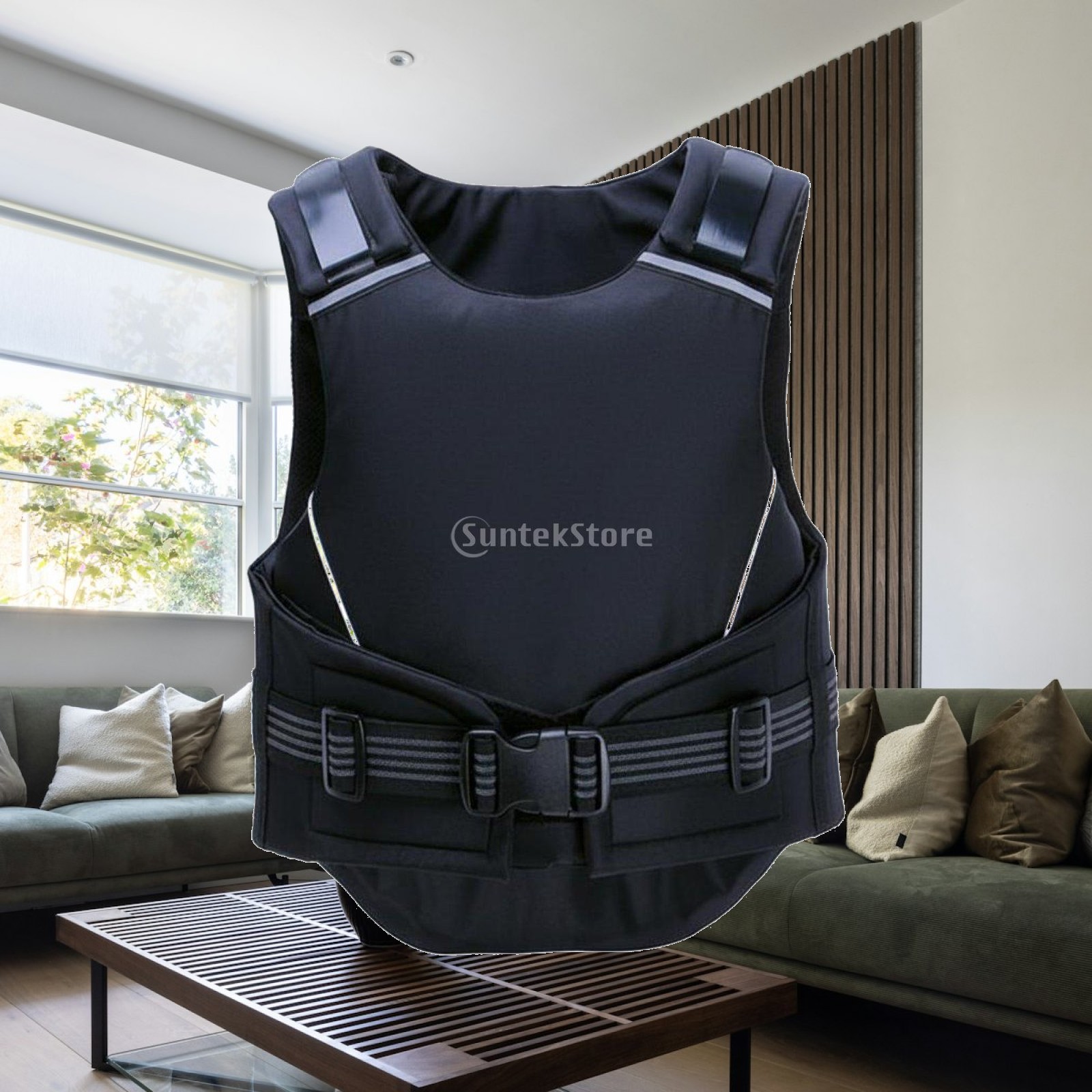 Riding Gear - 子供と大人向けの乗馬用プロテクションベスト。ハニカム構造による衝撃吸収機能を備え、乗馬スポーツにおける安全性を高めます。